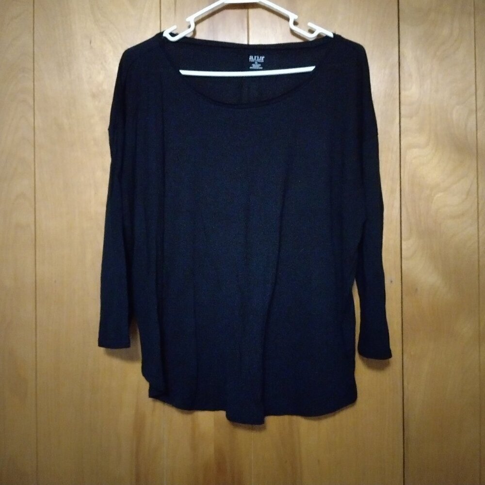 a.n.a.  A New Approach Size XL Black 3/4 Sleeve Casual Pullover Top Shirt